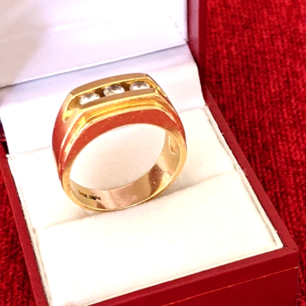 14K ๐ GOLD MEN'S DIAMONDS SIGNET RING - Picture 5 of 11